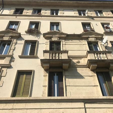 Stanza Privata Con Bagno A 15 Minuti Da Duomo Apartment Sesto San Giovanni Ngoại thất bức ảnh